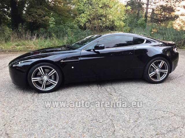 Rental Aston Martin Vantage 4.7 436 CV in Spain