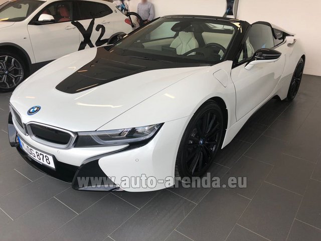 Rental BMW i8 Roadster Cabrio First Edition 1 of 200 eDrive in Madrid-Barajas airport