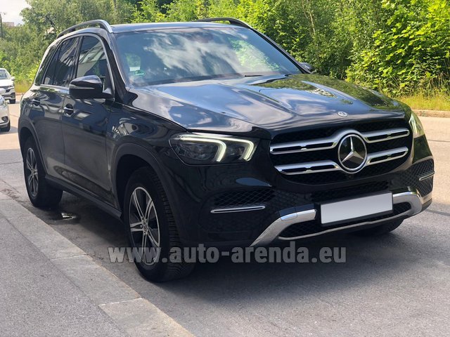 Rental Mercedes-Benz GLE 350 4MATIC AMG equipment in Madrid-Barajas airport
