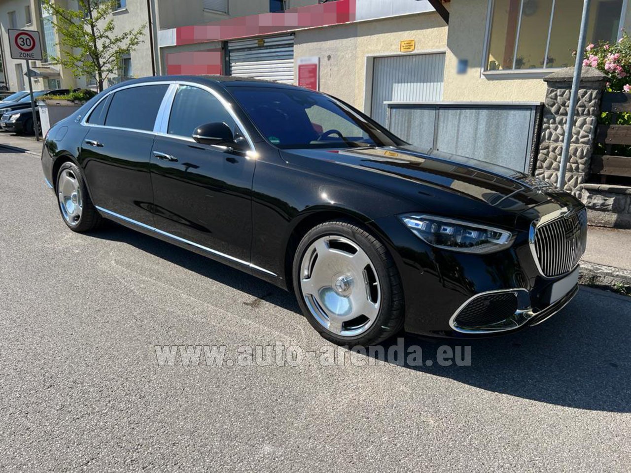 Аренда автомобиля Maybach Майбах S 500 L 4Matic V8 в Пальме