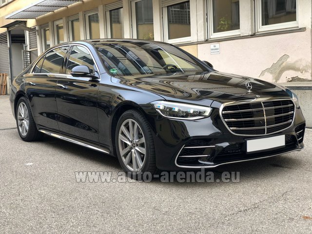 Rental Mercedes-Benz S-Class S580 Long 4MATIC AMG equipment W223 in Madrid