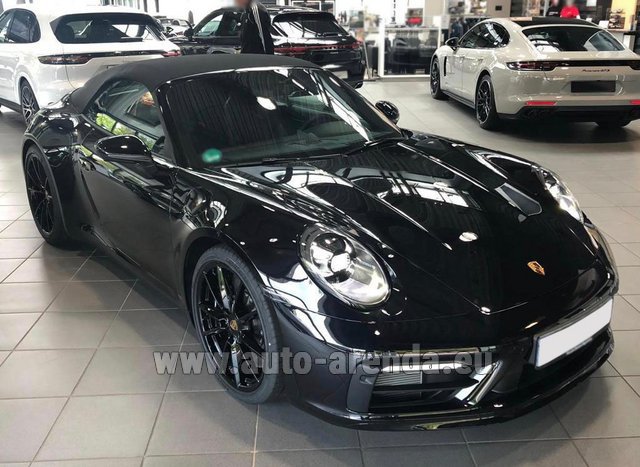 Rental Porsche 911 Carrera 4S Cabriolet (black) in Spain